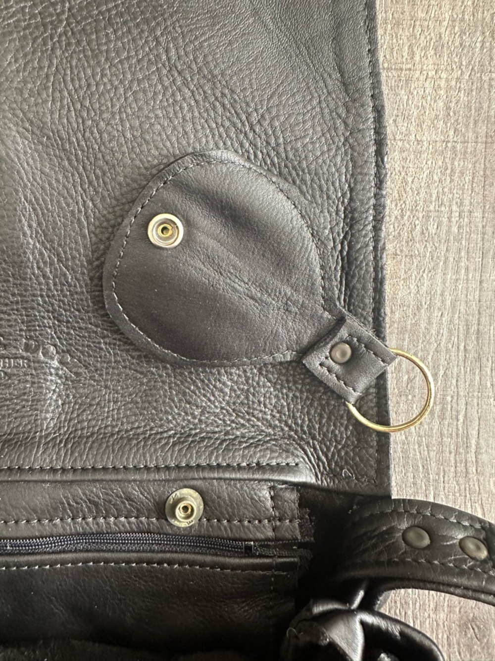 Classic Black Genuine Leather Shoulder Bag, Vintage Timeless Hand Crafted in USA - Picture 7 of 16